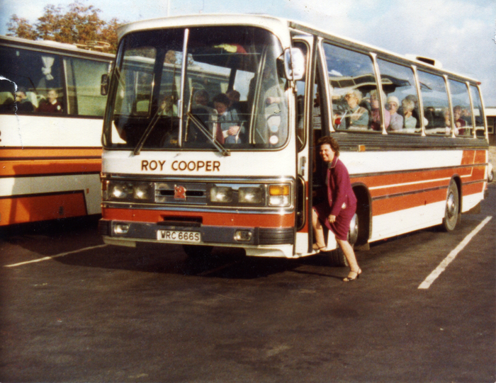 returnimage.cgi/10704/700