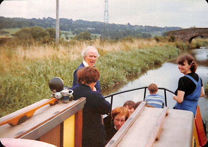 returnimage.cgi/11701/700